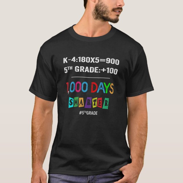 Camiseta Maestra De Quinto Grado 1000 Días Más Inteligente  (Anverso)