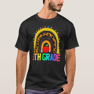 Camiseta Maestra de quinto grado Leopardo Arcoiris de quint