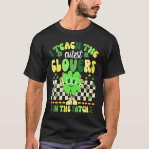 Camiseta Maestra de Retro Groovy St Patricks Day Shamrock