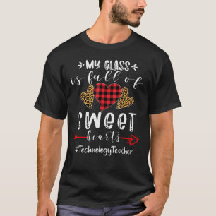 Camiseta Maestra De Tecnología Mi Clase Está Llena De Coraz