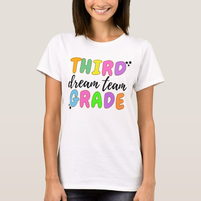 Camiseta Maestra De Tercer Grado, De Vuelta A La Escuela, E (Anverso)