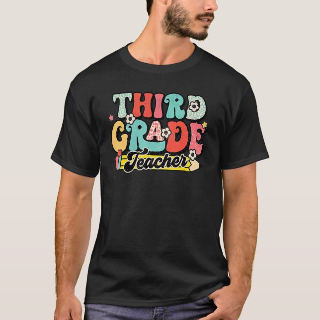Camiseta Maestra De Tercer Grado Retro Groovy Primer Día De (Anverso)