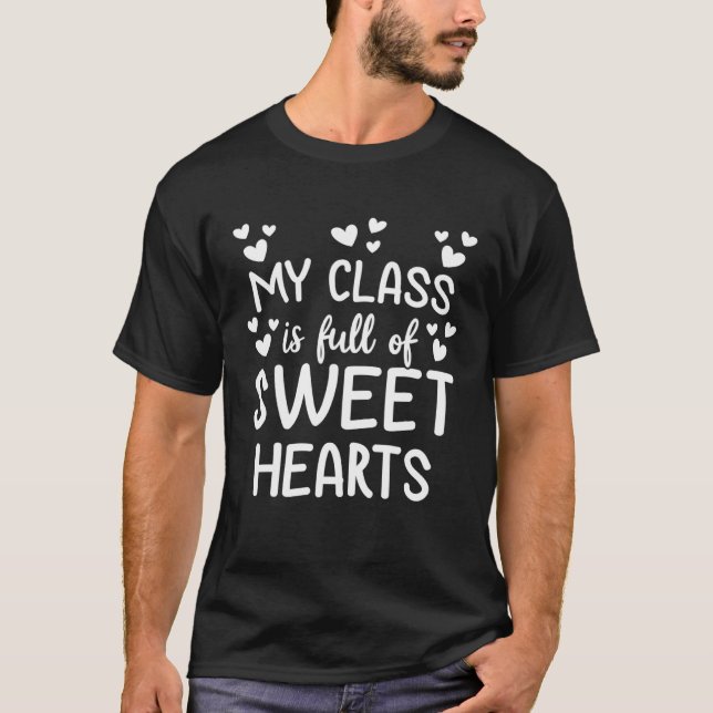 Camiseta Maestra Día de San Valentín Mi clase está llena de (Anverso)