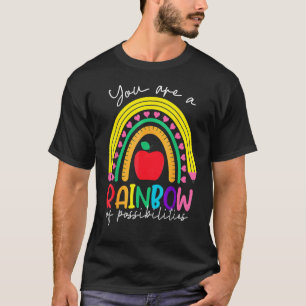 Camiseta Maestra Eres Un Arcoiris De Posibilidades De Enseñ