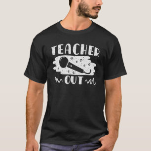 Camiseta Maestra jubilada fuera de Micrófono