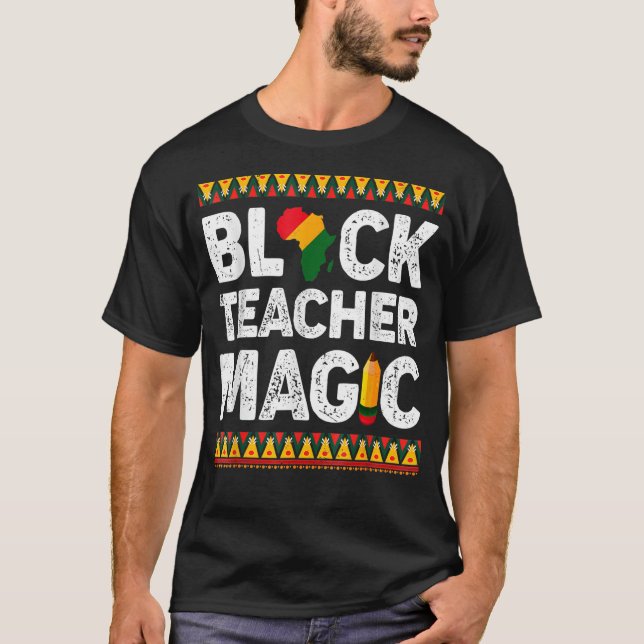 Camiseta Maestra negra mágica Mes de historia negra afro (Anverso)
