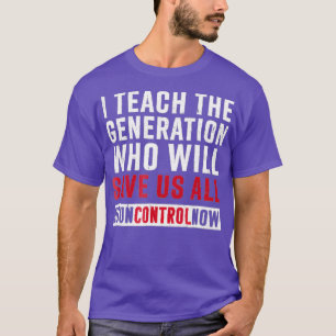 Camiseta Maestra que se retira de la escuela controla armas