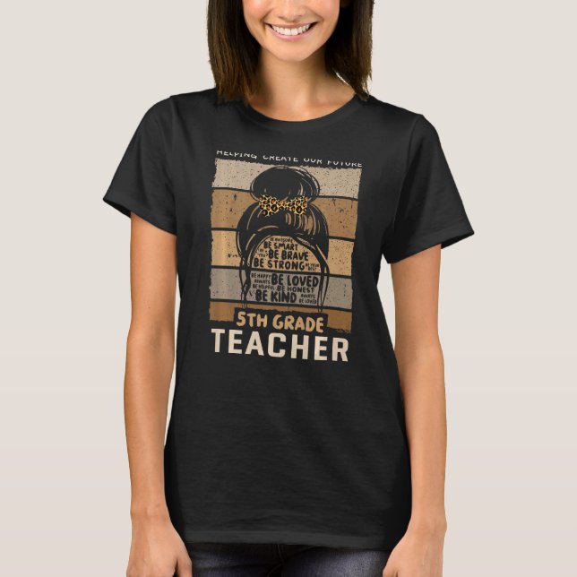 Camiseta Maestría de 5º grado y escuela primaria de quinto  (Anverso)