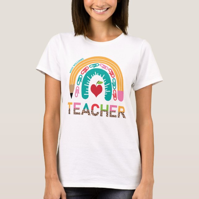 Camiseta Maestría en tipografía escolar de Rainbow Leopard (Anverso)