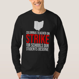 Camiseta Maestros de la escuela Groovy Columbus Ohio atacan