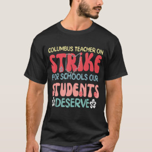 Camiseta Maestros de la escuela Groovy Columbus Ohio atacan