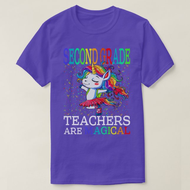Camiseta Maestros De Segundo Grado Son Magicos Unicornios D (Diseño del anverso)