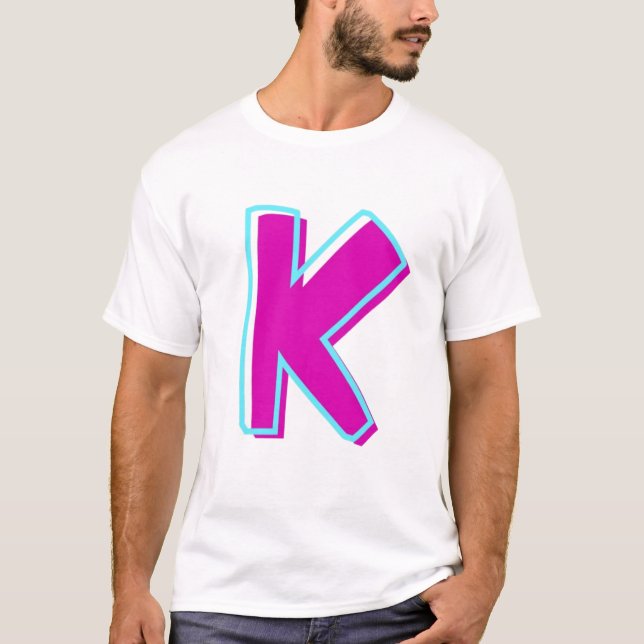 Camiseta Magenta de estilo y letra Verde azulada K (Anverso)
