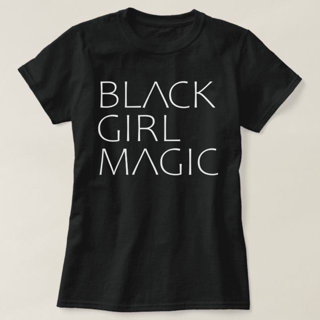 Camiseta magia chica negra (Diseño del anverso)