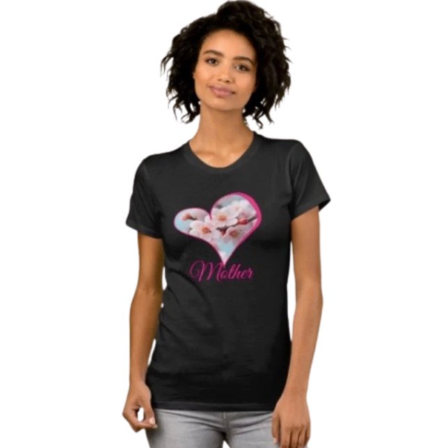 Camiseta Magia de Flor de Cerezo Rosa (Treat Mom in style—this comfy women’s tee makes the perfect heartfelt Mother’s Day gift.)