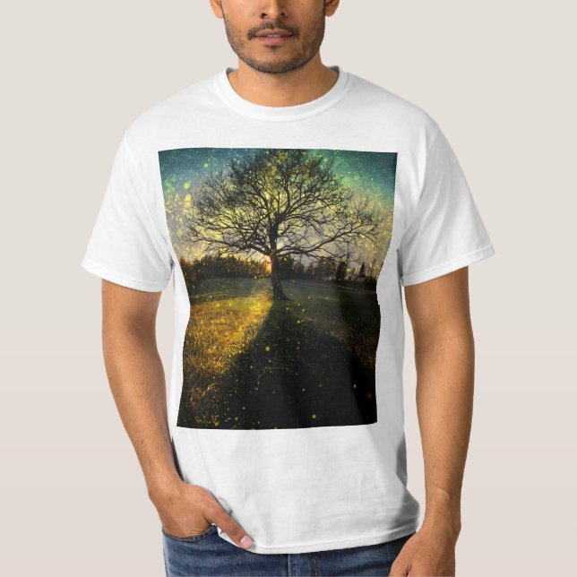 Camiseta Magical fireflies dreamy landscape (Anverso)