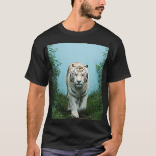 Camiseta Magnífico Tigre Blanco - Poder, Gracia y Elegancia