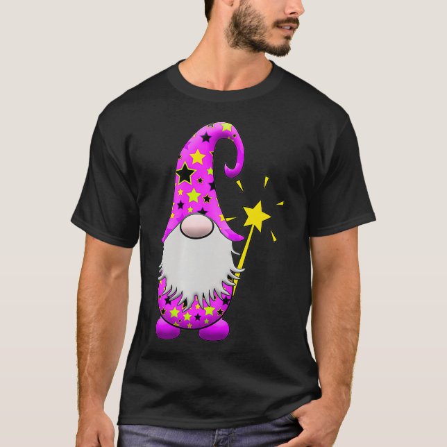 Camiseta Mago Cute Gnome Magicie Guerras Mágicas Estrellas  (Anverso)