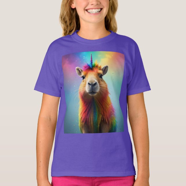 Camiseta "Majestad mágica: el capibara unicornio arcoiris" (Anverso)