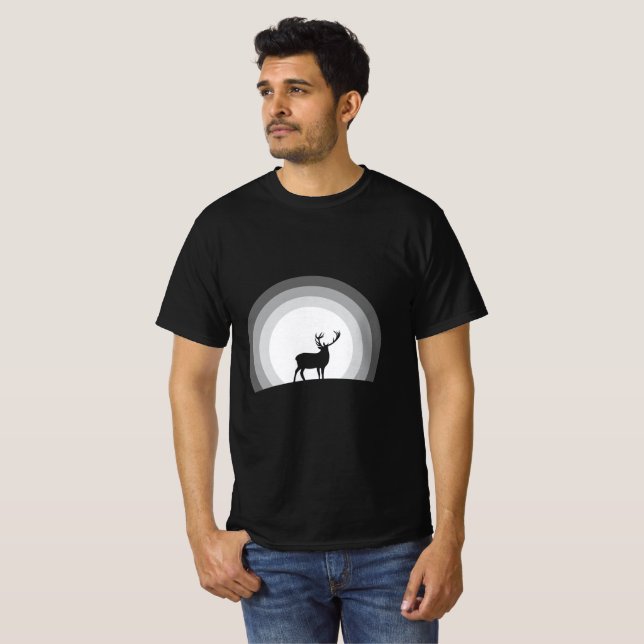 Camiseta Majestic Stag Silhouette Under Lunar Light (Anverso completo)