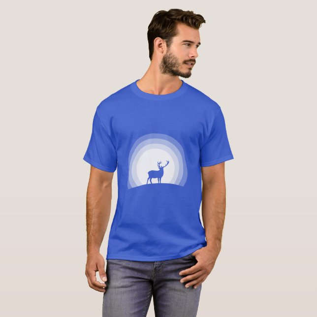 Camiseta Majestic Stag Silhouette Under Lunar Light (Anverso completo)
