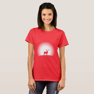 Camiseta Majestic Stag Silhouette Under Lunar Light