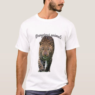 Camiseta Majestuoso Leopardo Merodeando en la Naturaleza Ar