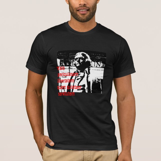 Camiseta Malo Libertatem (Anverso)
