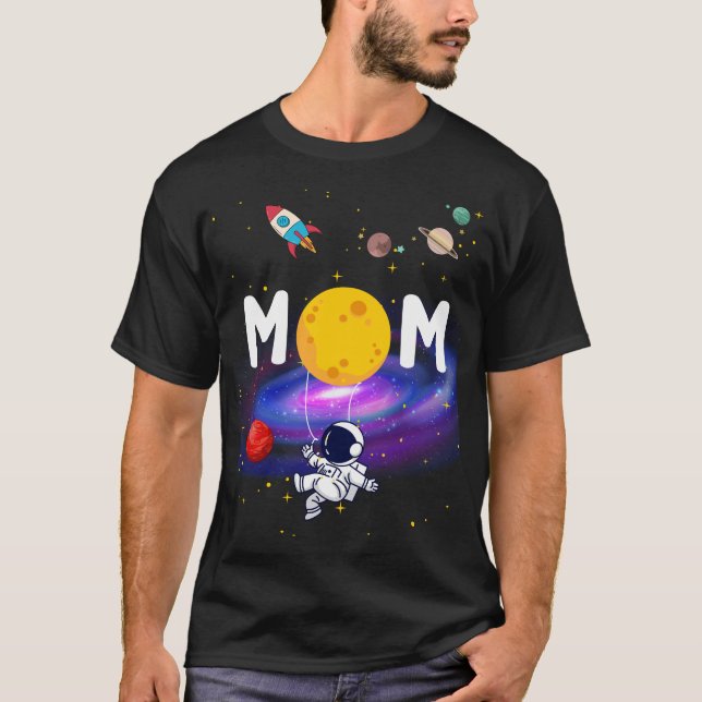 Camiseta Mamá astronauta - Fuera de este mundo amor (Anverso)