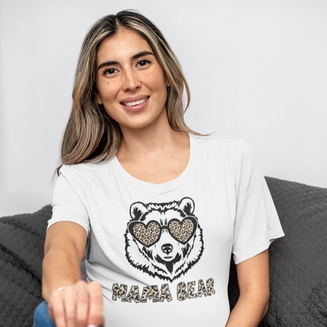 Camiseta Mama Bear Animal Print (Subido por el creador)