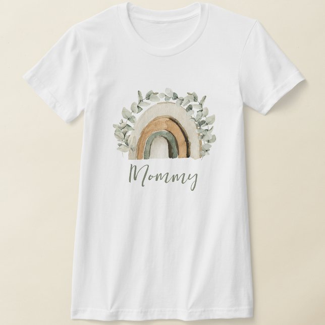 Camiseta Mamá Boho Arcoíris (Mommy Boho Rainbow T-Shirt by Painted Paperie
)