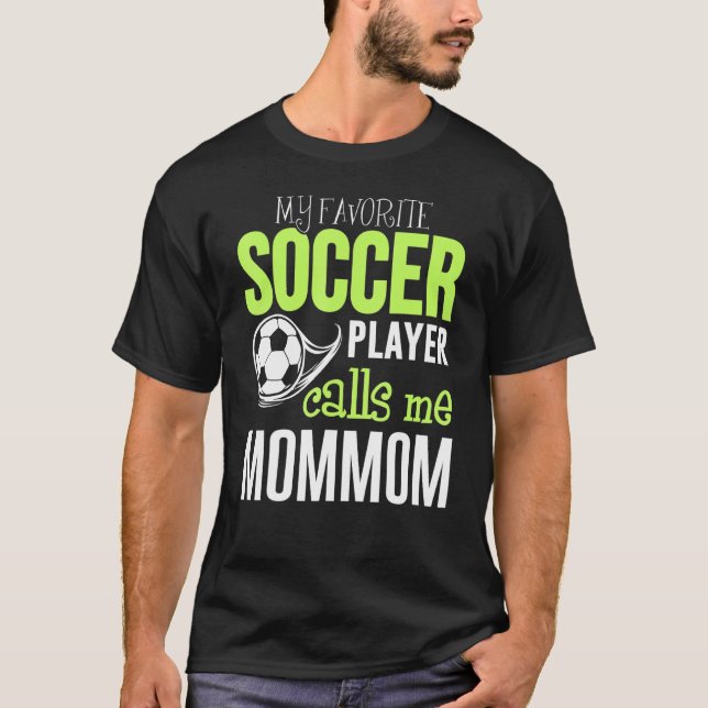 Camiseta Mamá de fútbol diseña mi jugador favorito me llama (Anverso)