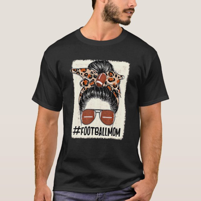 Camiseta Mamá de fútbol: El amor de una madre joven (Anverso)