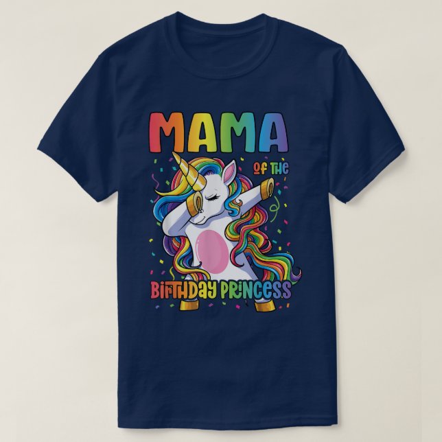 Camiseta Mamá de la princesa de cumpleaños Dabbing Unicorn (Diseño del anverso)