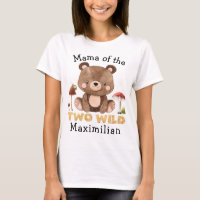 Mamá de los dos salvajes años cumpleaños del oso d