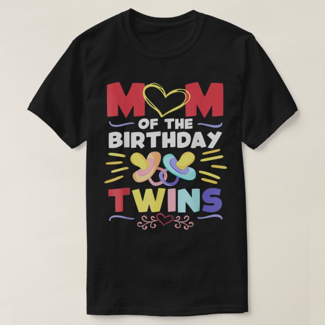 Camiseta Mamá De Los Gemelos De Cumpleaños Diseño De Fiesta (Diseño del anverso)