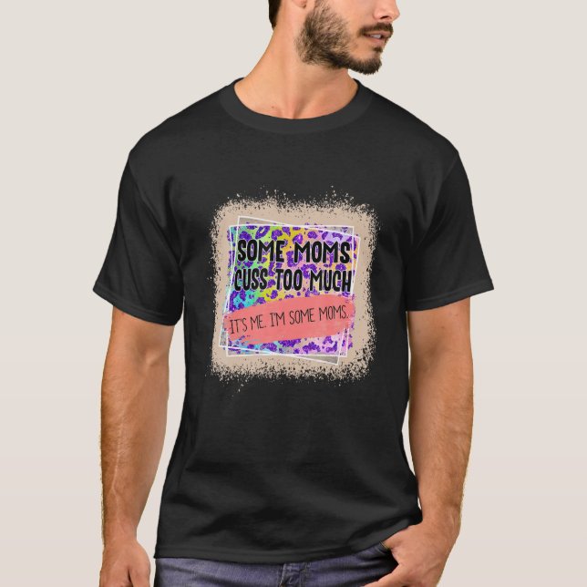 Camiseta Mamá de un leopardo de ojos de ojos se divierte en (Anverso)