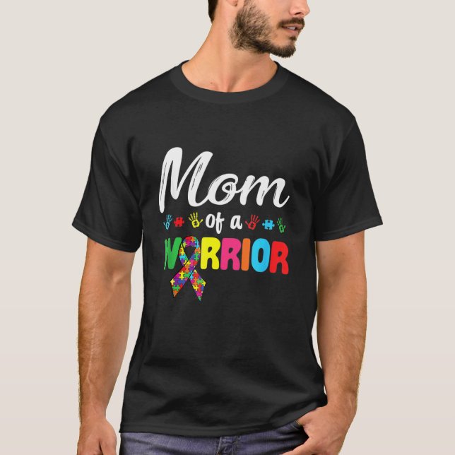 Camiseta Mamá De Una Familia Guerrera Que Coincide Con El A (Anverso)