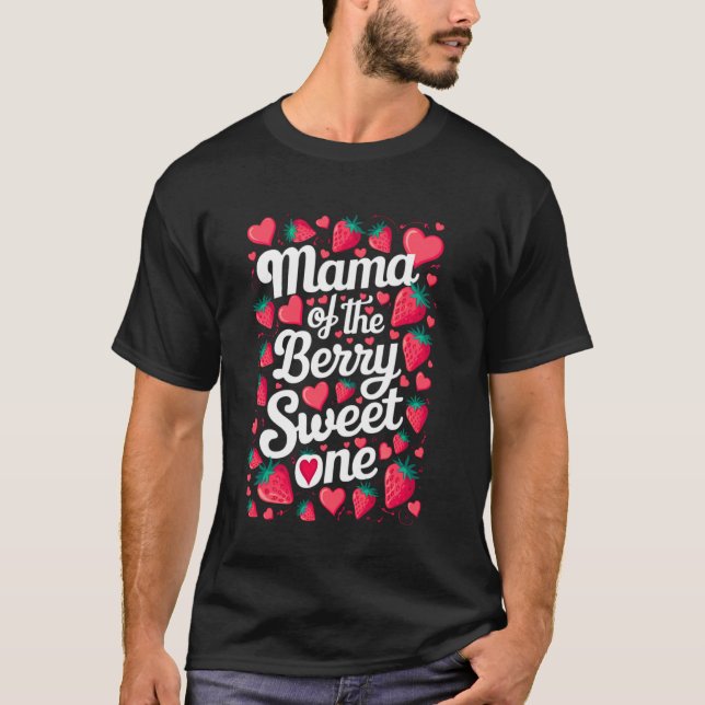 Camiseta Mamá del Cumpleañero Dulce de Fresa (Anverso)
