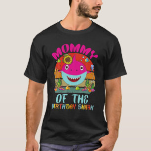 Camiseta Mamá Del Cumpleaños De La Madre Del Tiburón Coinci