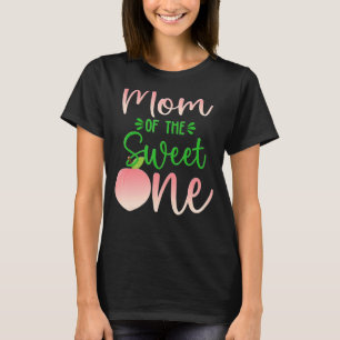 Camiseta Mamá Del Cumpleaños Un Peach Primera Fama De Fruta