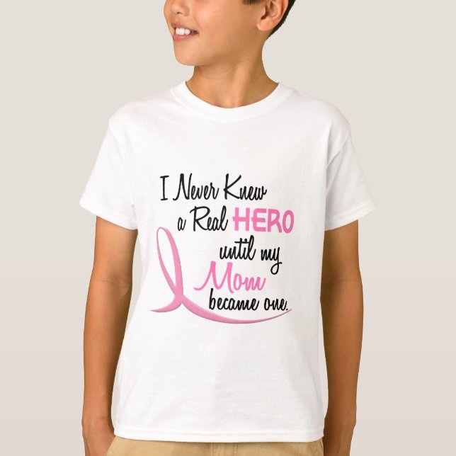 Camiseta MAMÁ del héroe del CÁNCER de PECHO (Anverso)