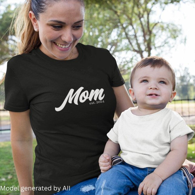 Camiseta Mamá establecida con letra blanca (Subido por el creador)