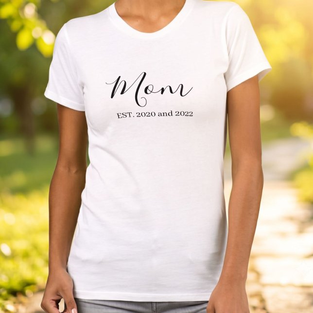 Camiseta Mamá Establecida con Letra Negra (Subido por el creador)