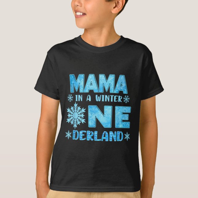 Camiseta Mama In A Winter Onederland Bday Girl Sweet Snowfl (Anverso)