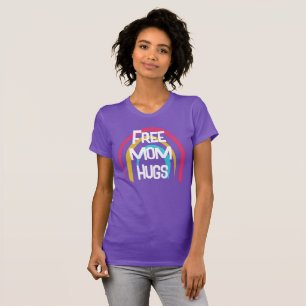 Camiseta Mamá libre abraza a las mujeres del arco iris