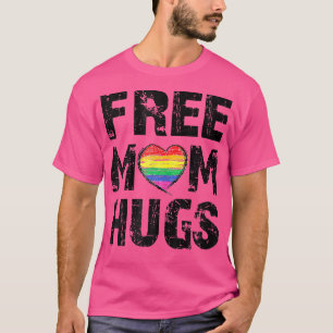 Camiseta Mamá libre abraza el corazón del arcoiris del orgu