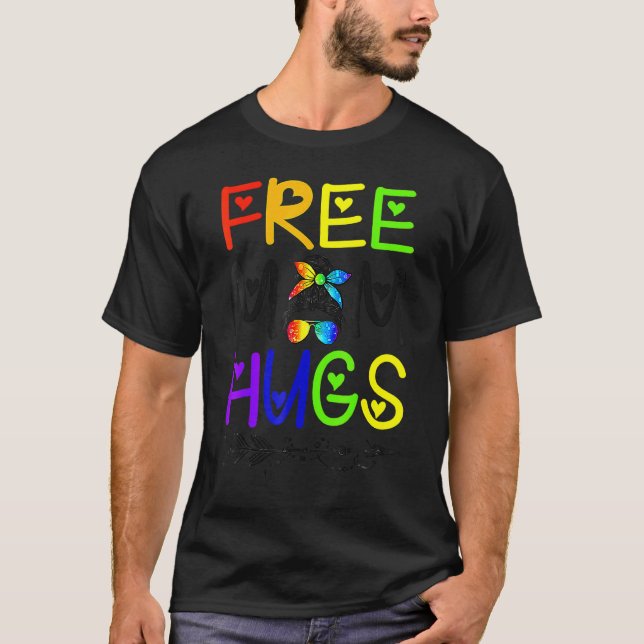 Camiseta Mamá Libre abraza el desordenado orgullo arco iris (Anverso)