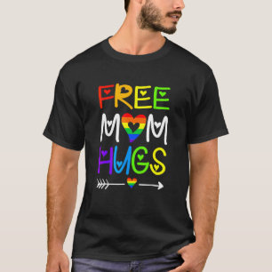 Camiseta Mamá libre abraza el mes del orgullo del corazón a