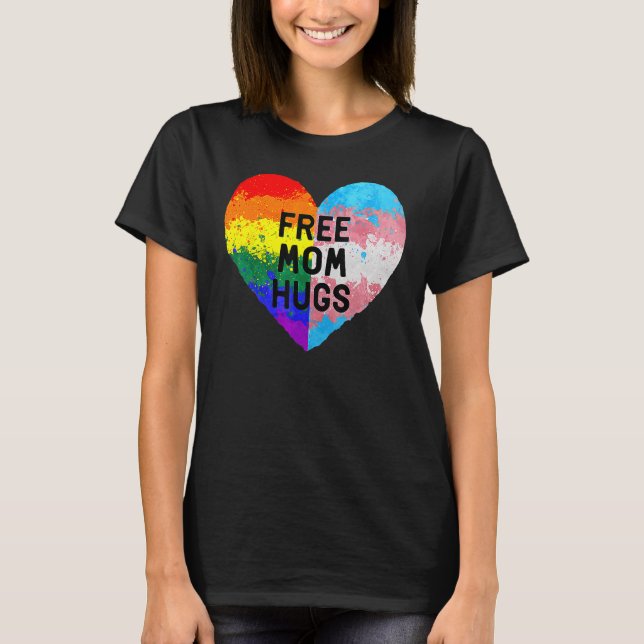 Camiseta Mamá libre abraza la bandera arco iris transgénero (Anverso)